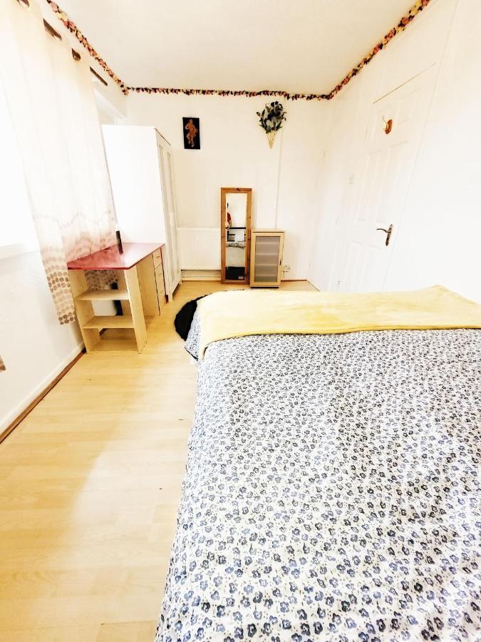 Excellent Double Rooms In Cheap Rate Around Central London Exterior photo
