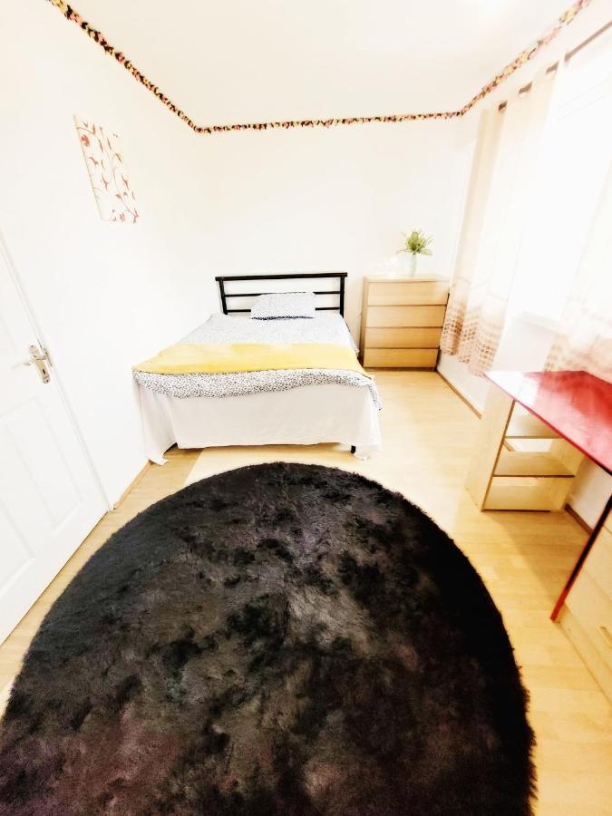 Excellent Double Rooms In Cheap Rate Around Central London Exterior photo