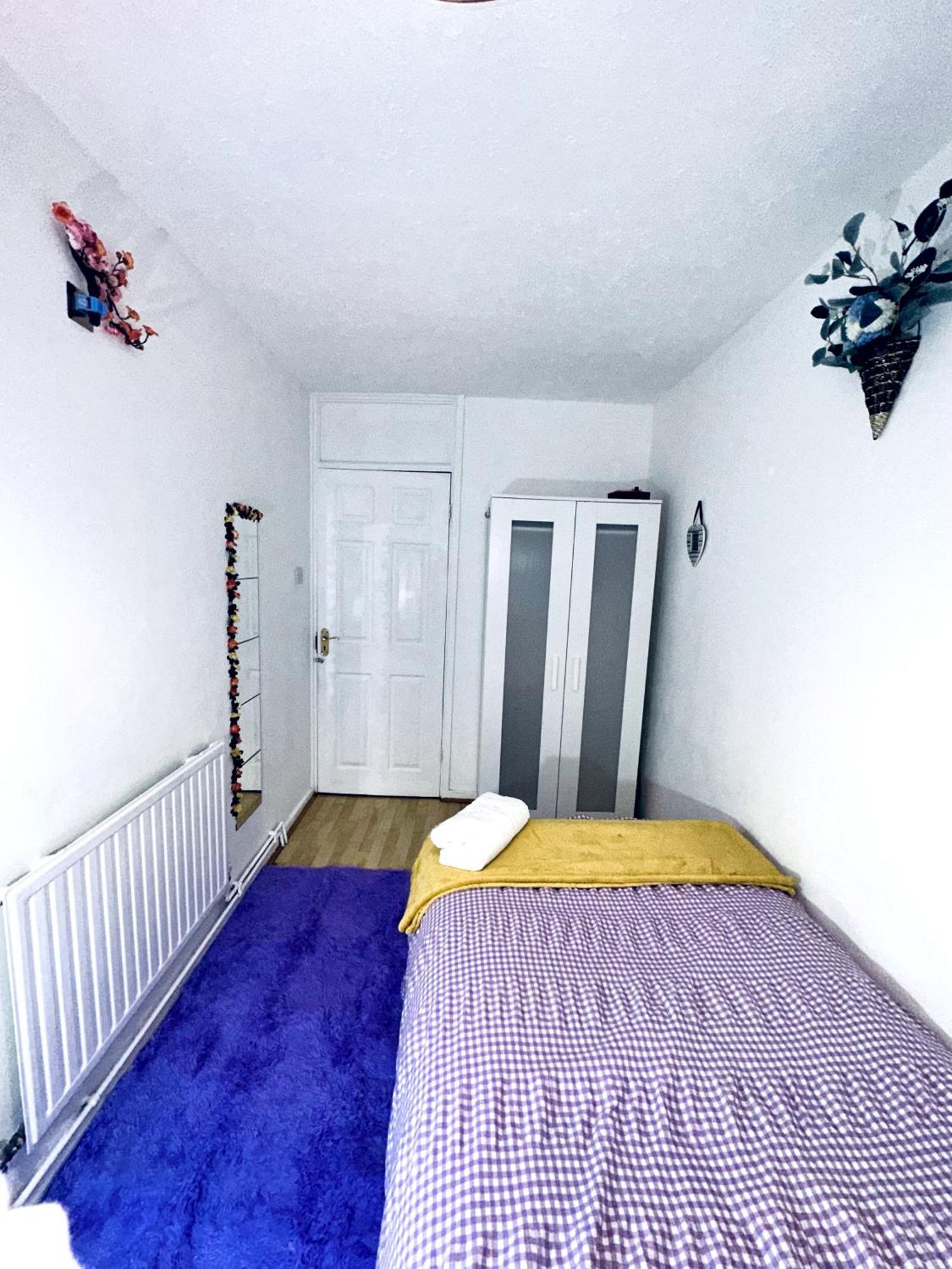 Excellent Double Rooms In Cheap Rate Around Central London Exterior photo