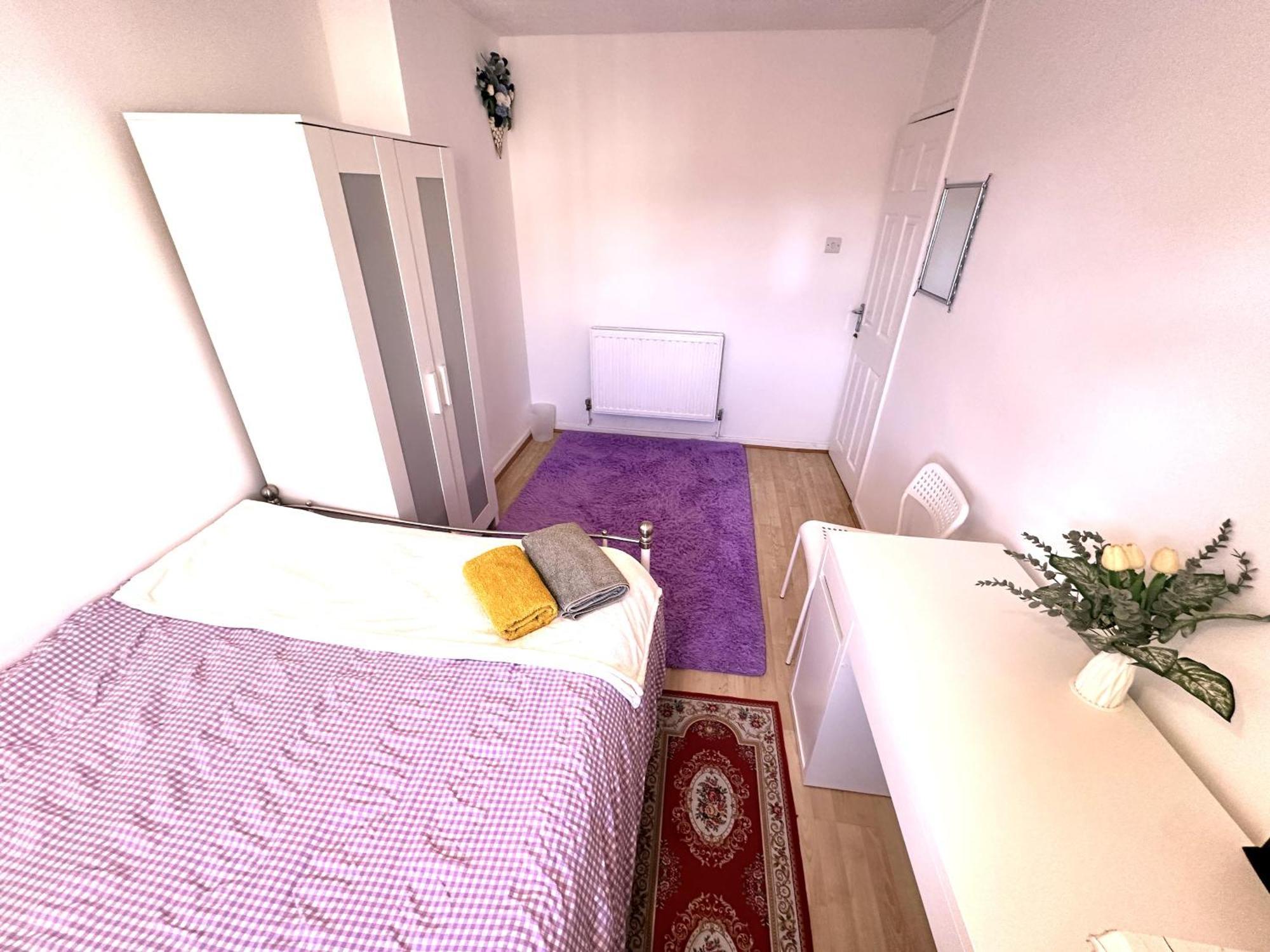 Excellent Double Rooms In Cheap Rate Around Central London Exterior photo