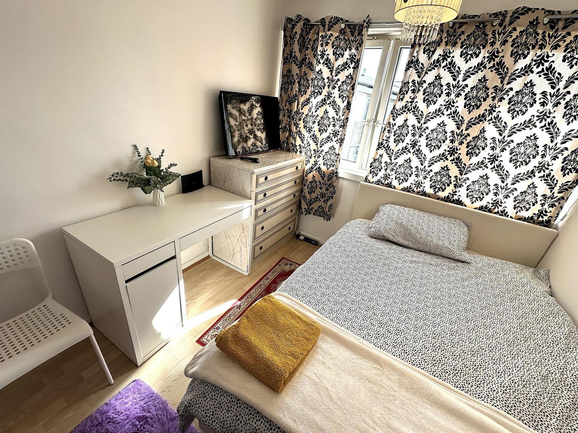 Excellent Double Rooms In Cheap Rate Around Central London Exterior photo